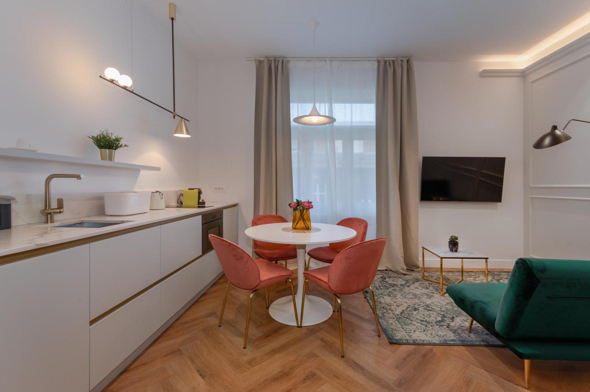 Grand Apartments Загреб Екстериор снимка