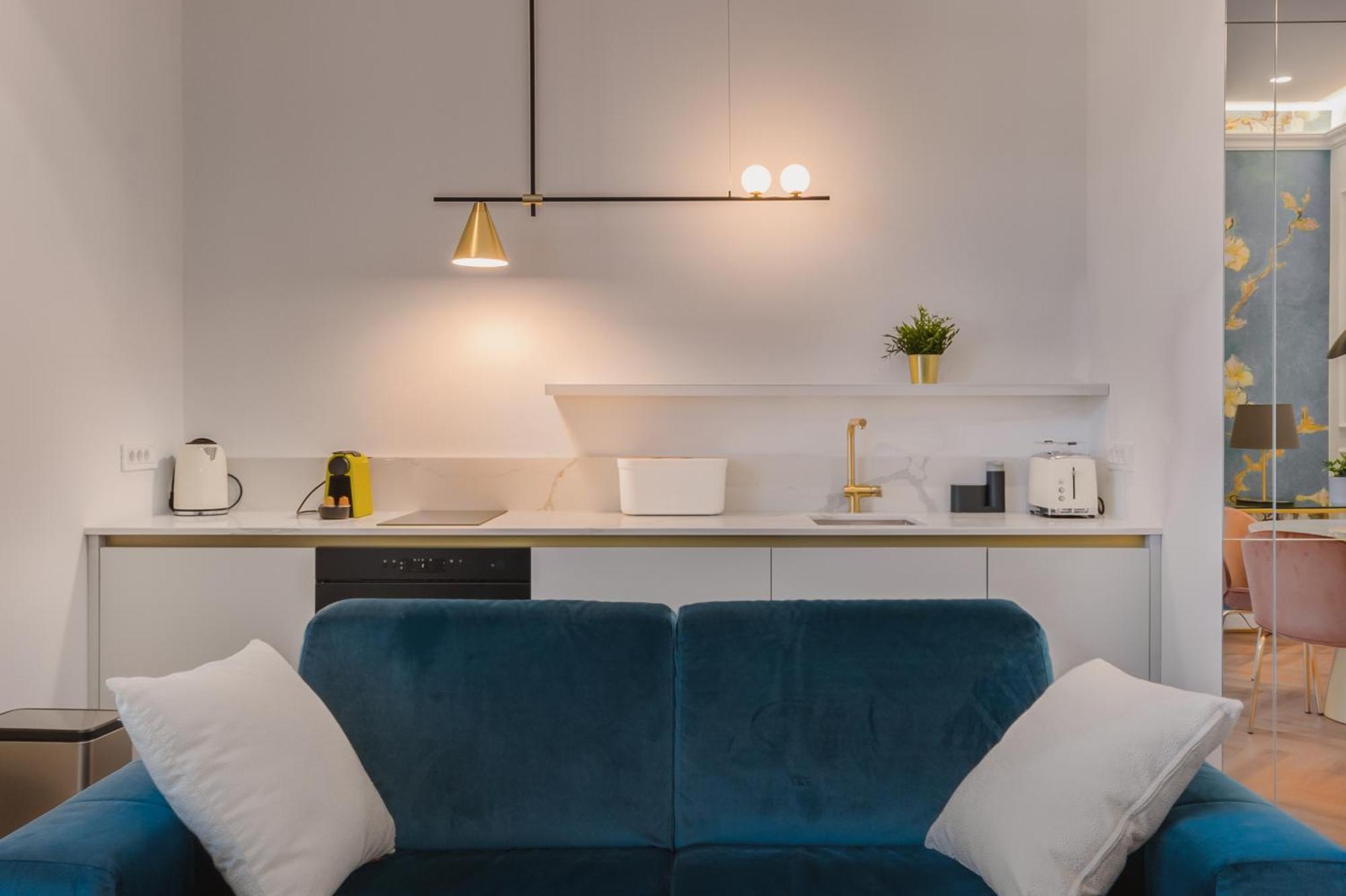 Grand Apartments Загреб Екстериор снимка